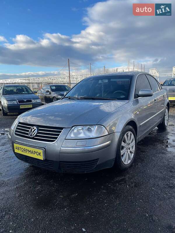 Седан Volkswagen Passat 2001 в Ужгороде