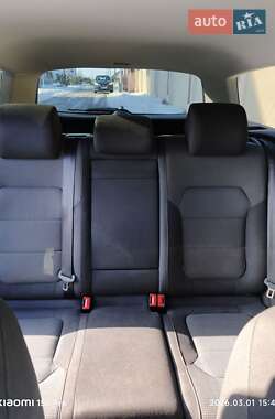 Универсал Volkswagen Passat 2014 в Хмельницком