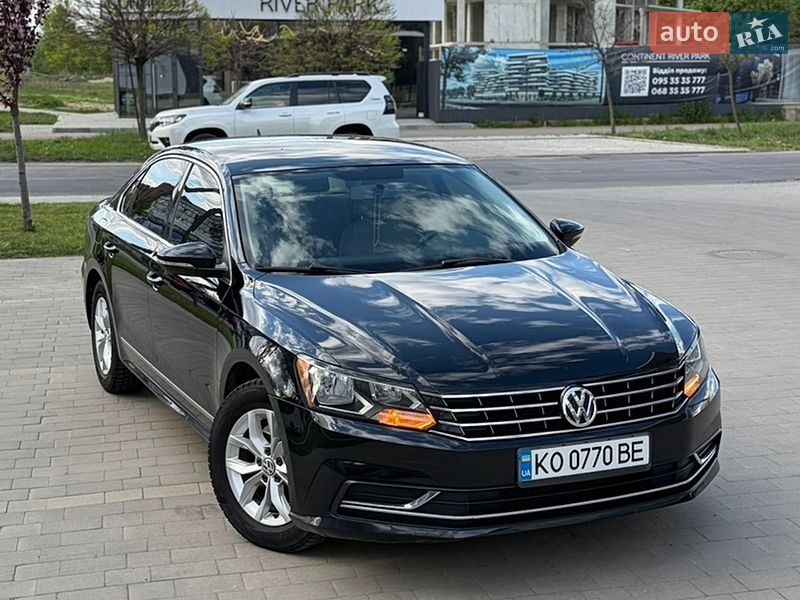 Седан Volkswagen Passat 2016 в Ужгороде
