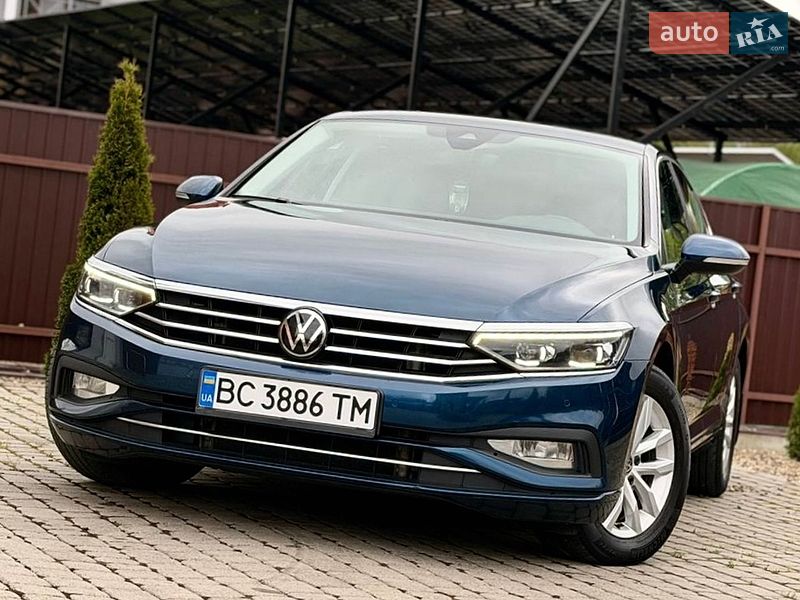 Седан Volkswagen Passat 2020 в Стрые Седан Volkswagen Passat 2020 в Стрые