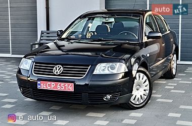 Седан Volkswagen Passat 2003 в Дрогобичі