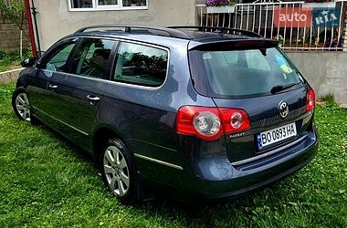 Универсал Volkswagen Passat 2010 в Чорткове
