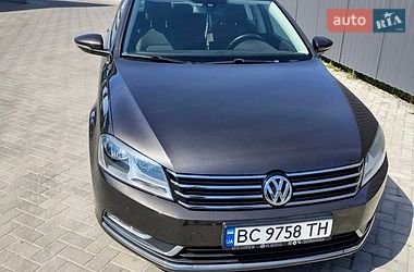 Универсал Volkswagen Passat 2013 в Шептицькому