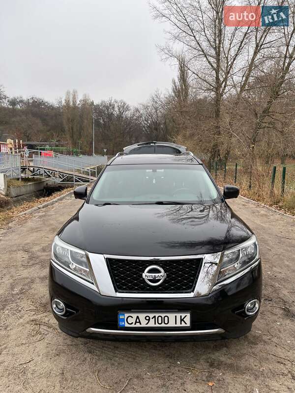 Внедорожник / Кроссовер Nissan Pathfinder 2014 в Черкассах