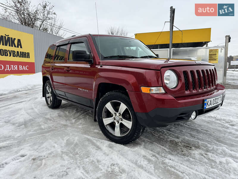 Внедорожник / Кроссовер Jeep Patriot 2015 в Киеве