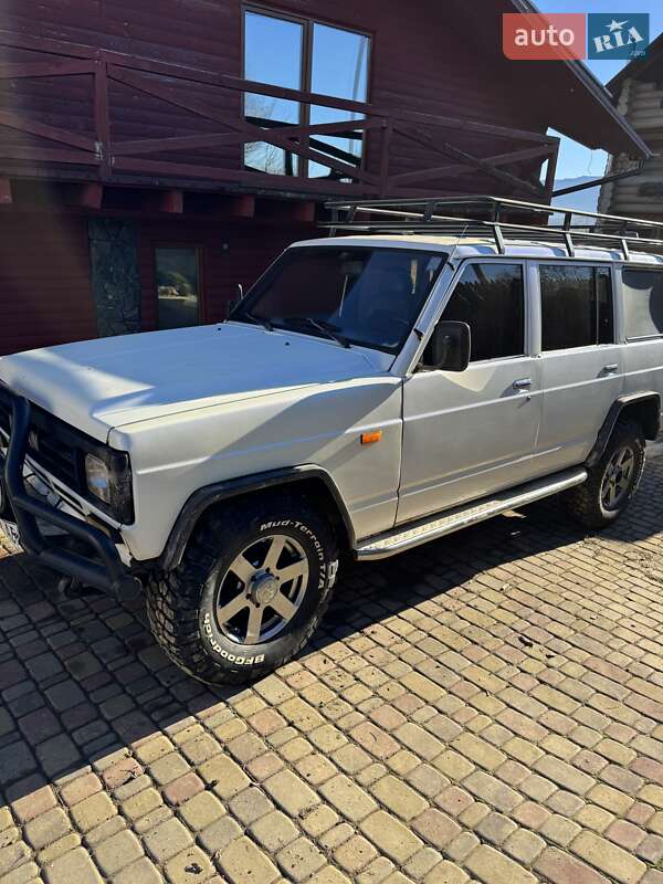 Внедорожник / Кроссовер Nissan Patrol 1986 в Межгорье