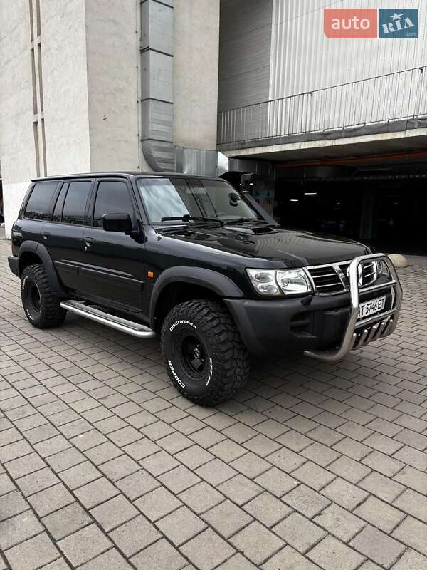 Позашляховик / Кросовер Nissan Patrol 2003 в Львові
