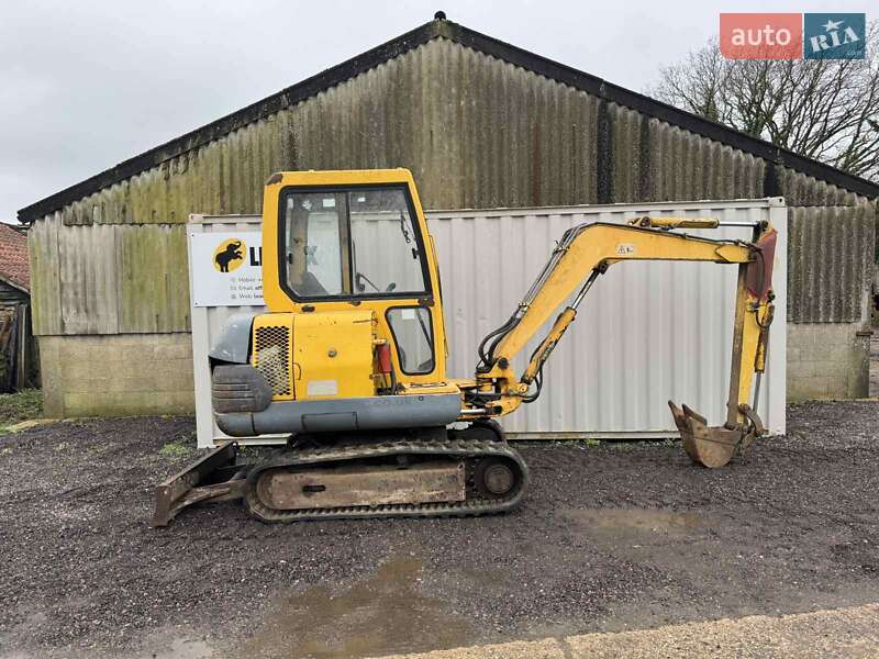 Миниэкскаватор Komatsu PC 15R-8 1997 в Киеве Миниэкскаватор Komatsu PC 15R-8 1997 в Киеве