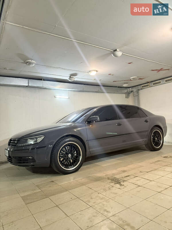 Седан Volkswagen Phaeton 2009 в Одессе