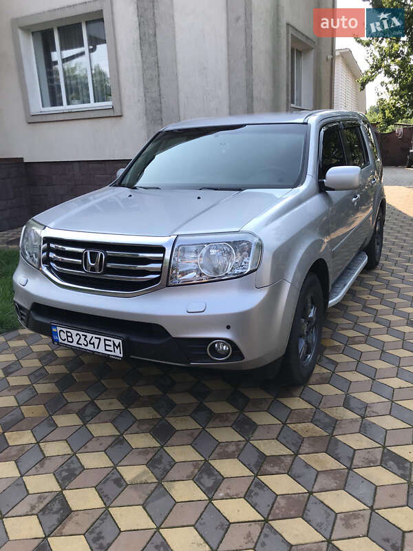 Внедорожник / Кроссовер Honda Pilot 2012 в Чернигове