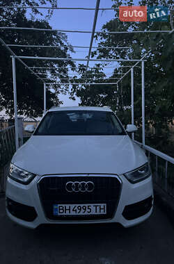 Позашляховик / Кросовер Audi Q3 2012 в Подільську