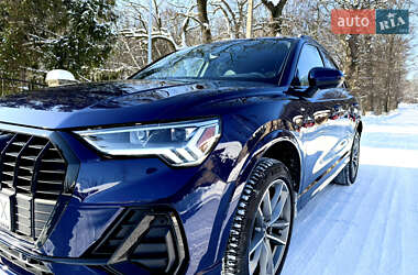 Внедорожник / Кроссовер Audi Q3 2024 в Черновцах