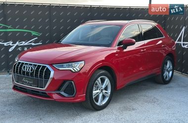 Позашляховик / Кросовер Audi Q3 2024 в Києві