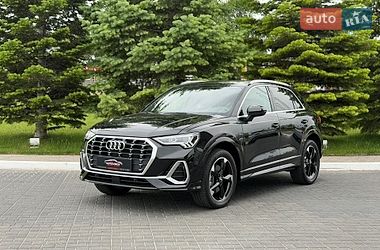 Позашляховик / Кросовер Audi Q3 2023 в Одесі