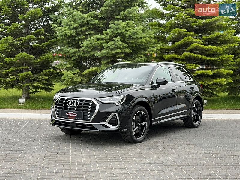 Внедорожник / Кроссовер Audi Q3 2023 в Одессе