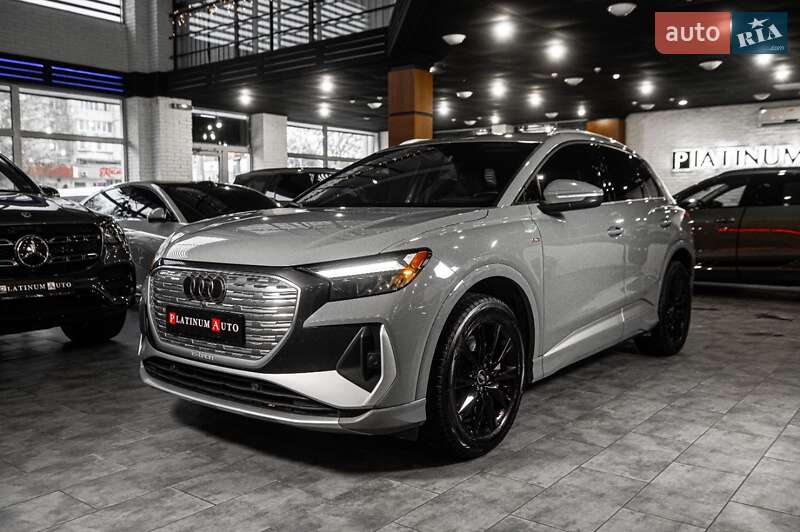 Позашляховик / Кросовер Audi Q4 e-tron 2024 в Одесі