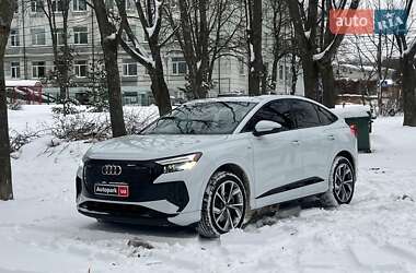 Внедорожник / Кроссовер Audi Q4 e-tron 2023 в Киеве
