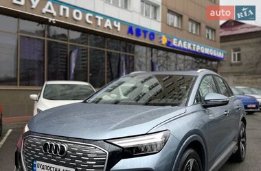 Внедорожник / Кроссовер Audi Q4 e-tron 2025 в Киеве