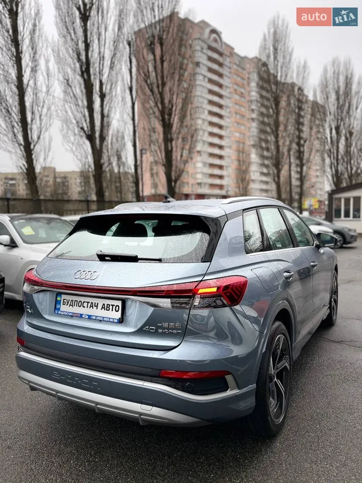 Audi Q4 E-Tron 2025 photo 3