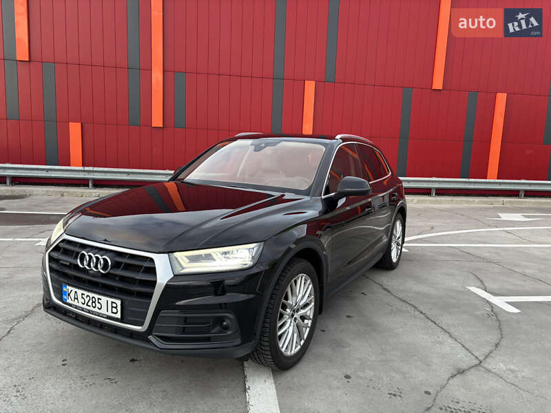 Позашляховик / Кросовер Audi Q5 2017 в Києві