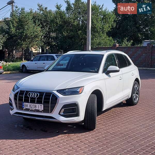 Внедорожник / Кроссовер Audi Q5 2020 в Ровно