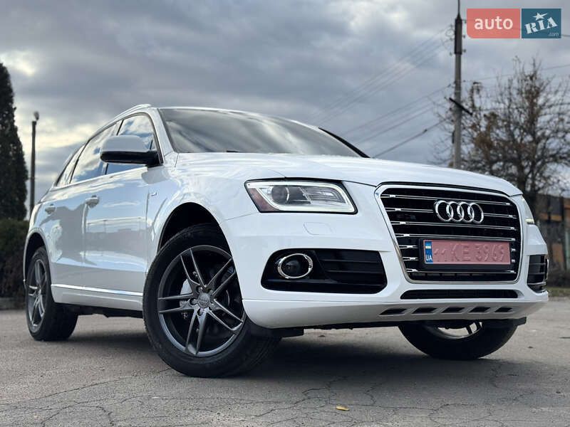 Внедорожник / Кроссовер Audi Q5 2016 в Сумах