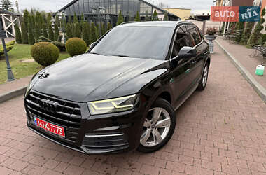 Позашляховик / Кросовер Audi Q5 2019 в Стрию