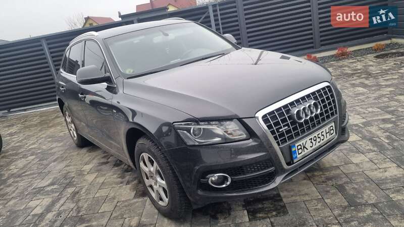 Внедорожник / Кроссовер Audi Q5 2012 в Луцке