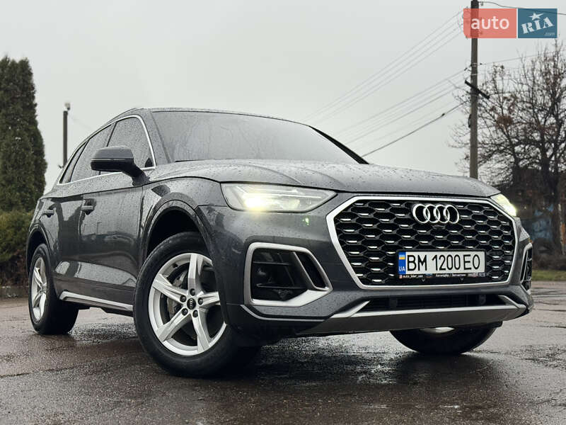 Внедорожник / Кроссовер Audi Q5 2020 в Сумах