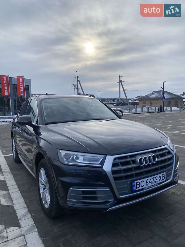Внедорожник / Кроссовер Audi Q5 2019 в Луцке