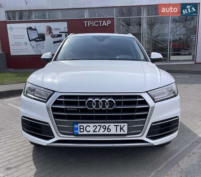 Внедорожник / Кроссовер Audi Q5 2017 в Львове