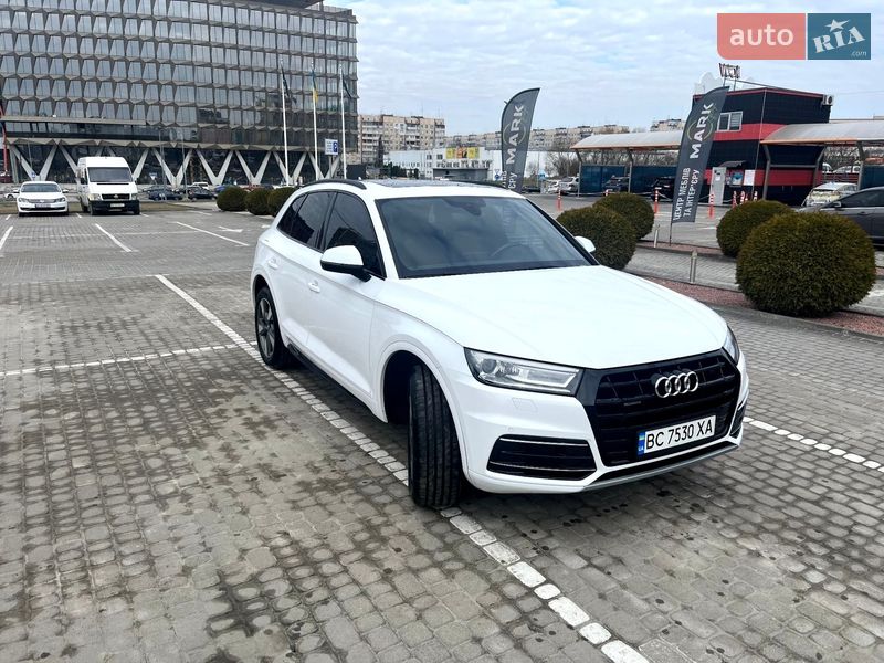 Позашляховик / Кросовер Audi Q5 2020 в Львові