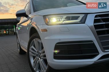 Позашляховик / Кросовер Audi Q5 2017 в Луцьку