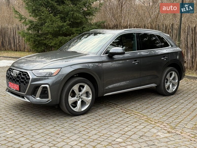 Внедорожник / Кроссовер Audi Q5 2022 в Львове