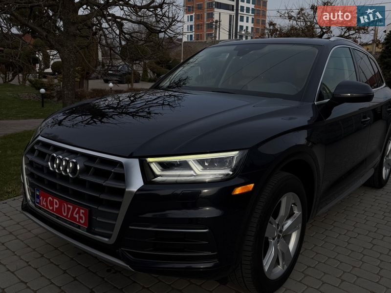 Позашляховик / Кросовер Audi Q5 2018 в Львові