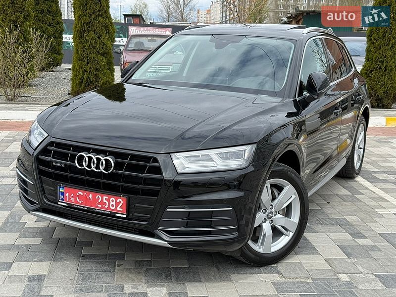 Внедорожник / Кроссовер Audi Q5 2018 в Киеве
