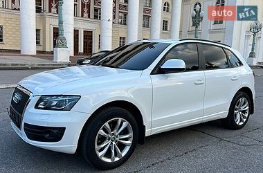 Внедорожник / Кроссовер Audi Q5 2011 в Желтых Водах Внедорожник / Кроссовер Audi Q5 2011 в Желтых Водах