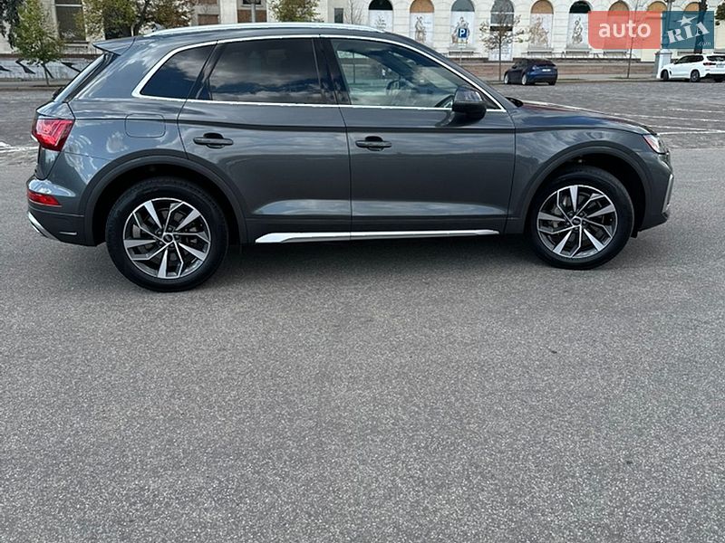 Внедорожник / Кроссовер Audi Q5 2022 в Харькове