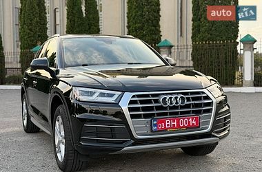 Позашляховик / Кросовер Audi Q5 2018 в Дубні