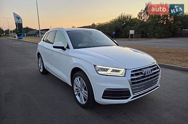 Позашляховик / Кросовер Audi Q5 2018 в Шостці