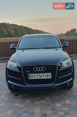 Внедорожник / Кроссовер Audi Q7 2007 в Ужгороде