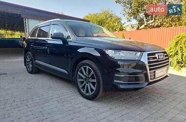 Внедорожник / Кроссовер Audi Q7 2017 в Первомайске