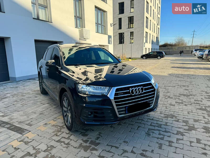 Внедорожник / Кроссовер Audi Q7 2016 в Харькове