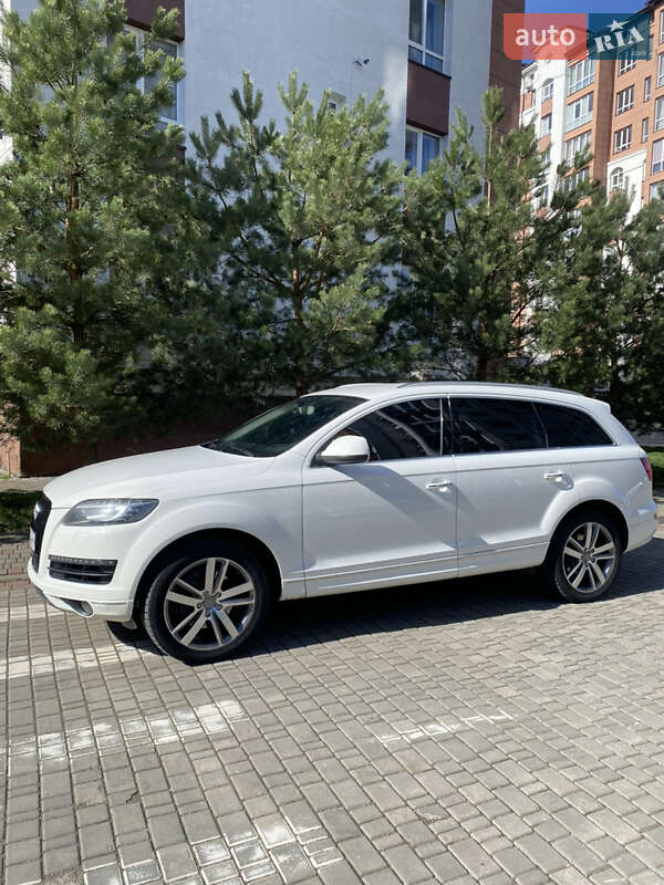 Внедорожник / Кроссовер Audi Q7 2010 в Ивано-Франковске