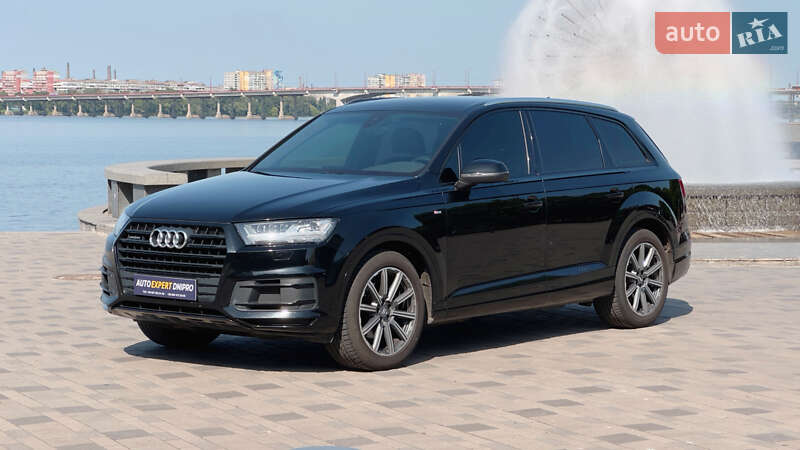 Внедорожник / Кроссовер Audi Q7 2017 в Днепре