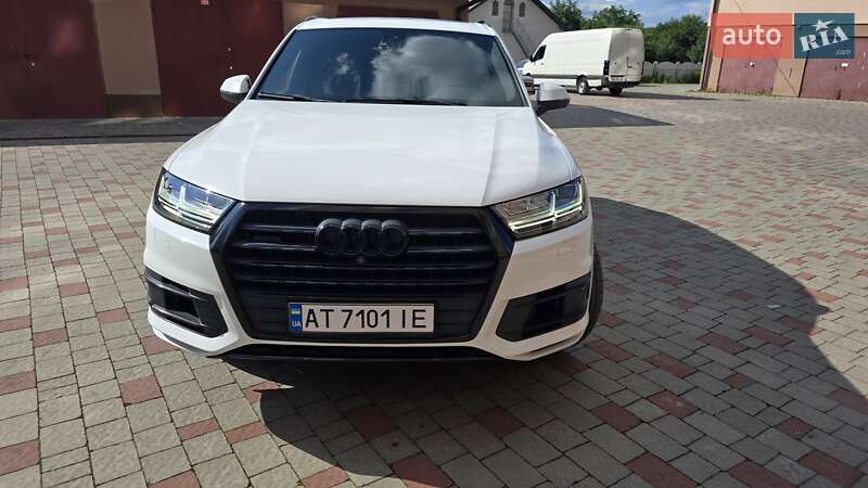 Позашляховик / Кросовер Audi Q7 2016 в Івано-Франківську