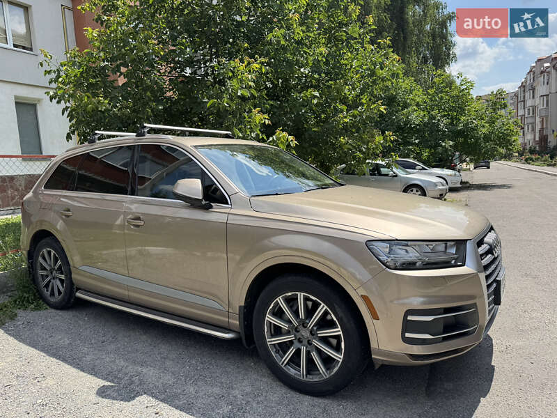 Внедорожник / Кроссовер Audi Q7 2017 в Тернополе