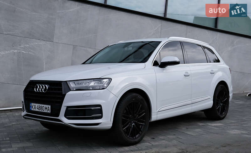 Внедорожник / Кроссовер Audi Q7 2015 в Киеве