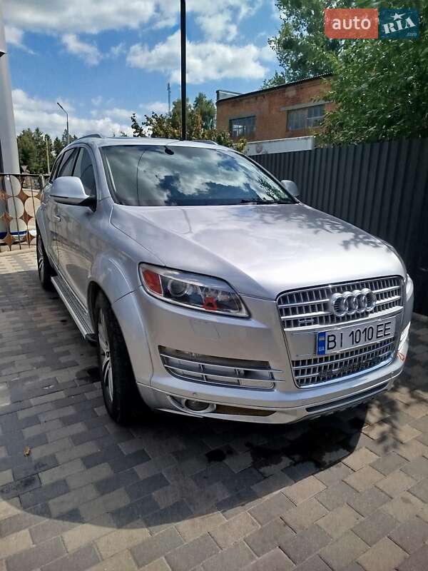 Внедорожник / Кроссовер Audi Q7 2006 в Лубнах