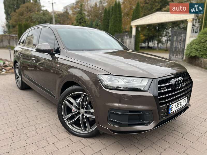 Внедорожник / Кроссовер Audi Q7 2015 в Хмельницком Внедорожник / Кроссовер Audi Q7 2015 в Хмельницком